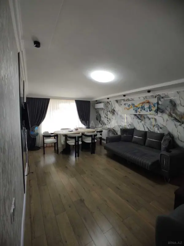 Satılır 2 otaqlı mənzil 85 m²