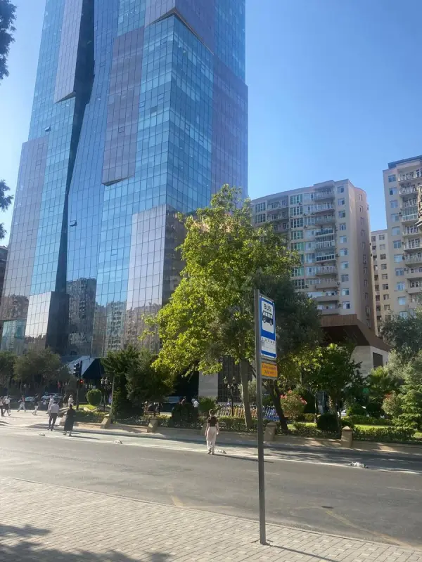 Satılır 2 otaqlı mənzil 45 m²