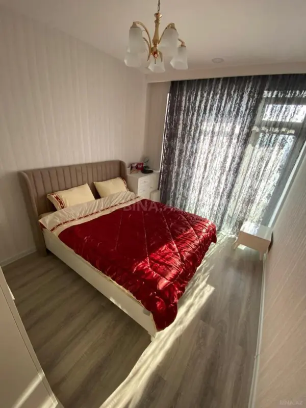 Kirayə verilir 2 otaqlı mənzil 64 m²