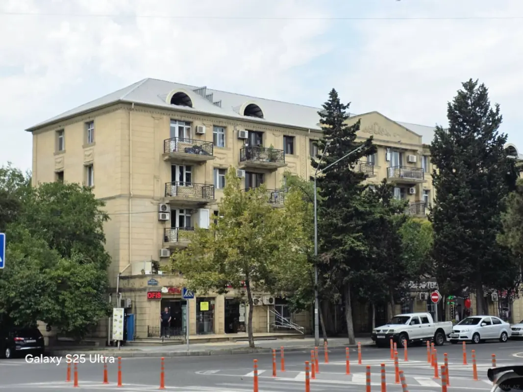 Satılır 3 otaqlı mənzil 72 m²