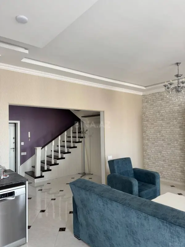 Kirayə verilir 3 otaqlı mənzil 125 m²