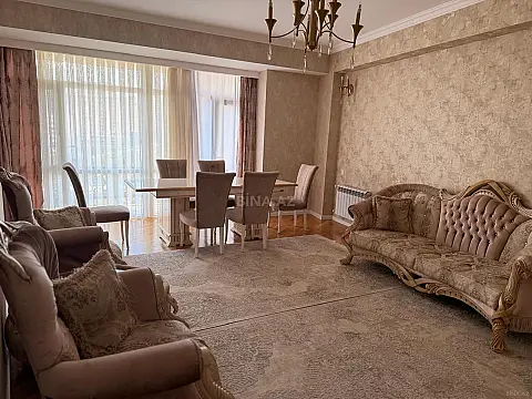 Kirayə verilir 3 otaqlı mənzil 100 m² — Bakı, Nizami 3 otaq 100.00 m²