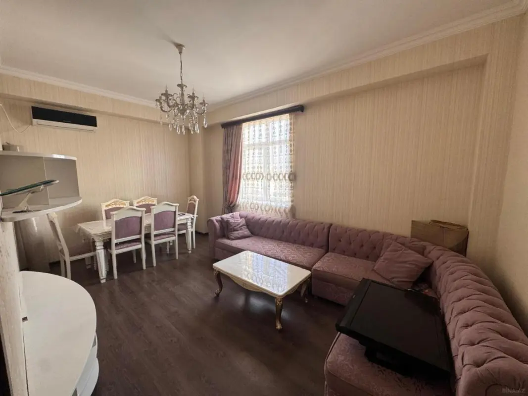 Kirayə verilir 2 otaqlı mənzil 60 m²