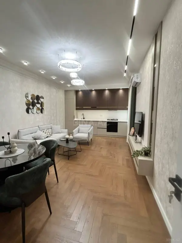 Satılır 3 otaqlı mənzil 90 m²