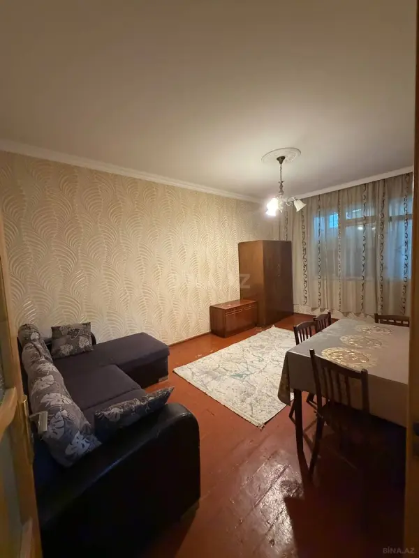 Satılır 2 otaqlı mənzil 72 m²