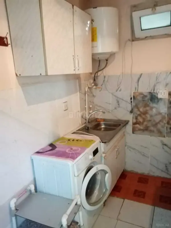Kirayə verilir 1 otaqlı mənzil 40 m²