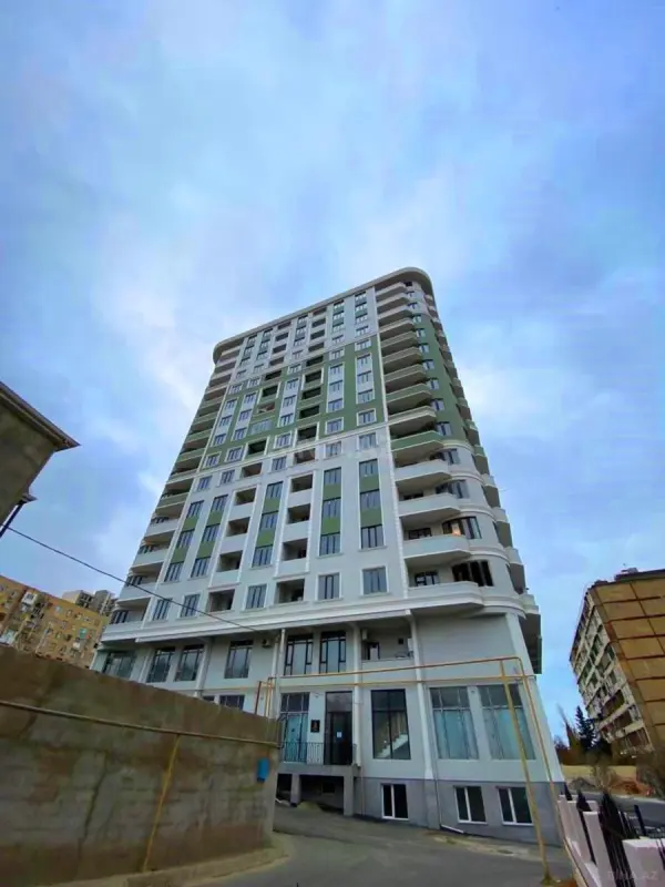 Satılır 2 otaqlı mənzil 59 m²
