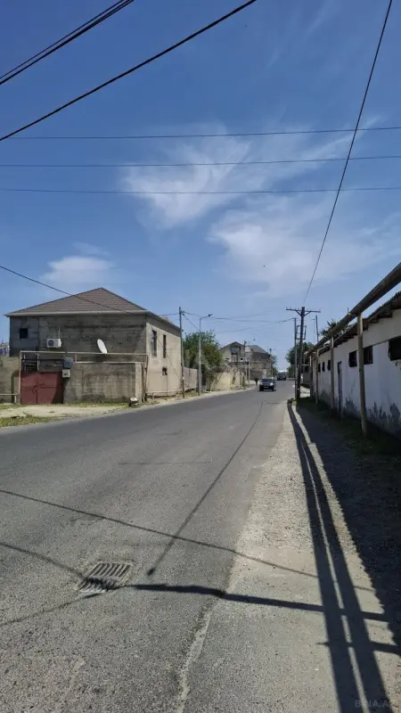 Satılır 4 otaqlı həyət evi 100 m²