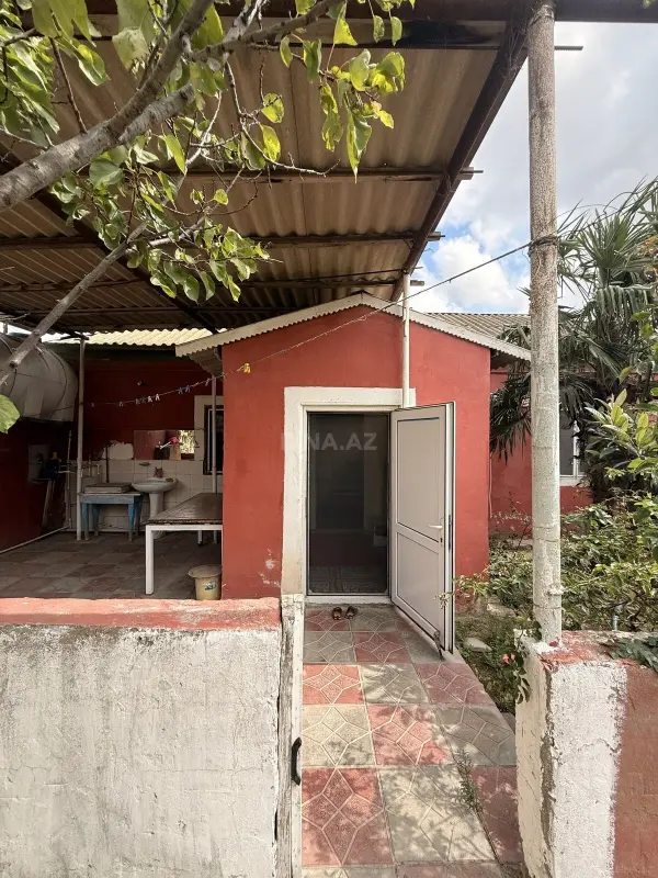 Satılır 2 otaqlı həyət evi 40 m²