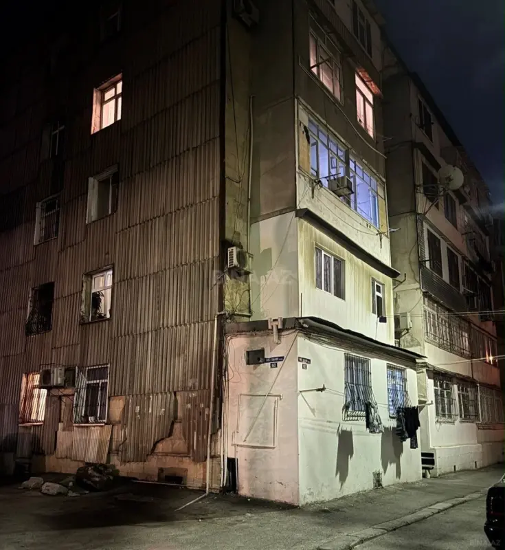 Satılır 2 otaqlı mənzil 42 m²