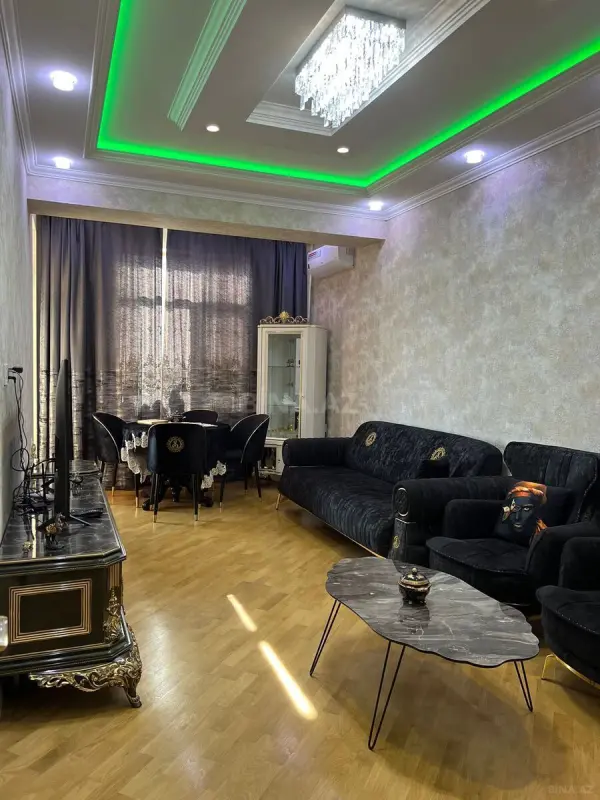 Satılır 3 otaqlı mənzil 92 m²