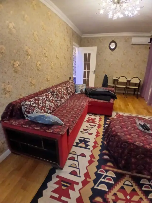 Kirayə verilir 2 otaqlı mənzil 55 m²
