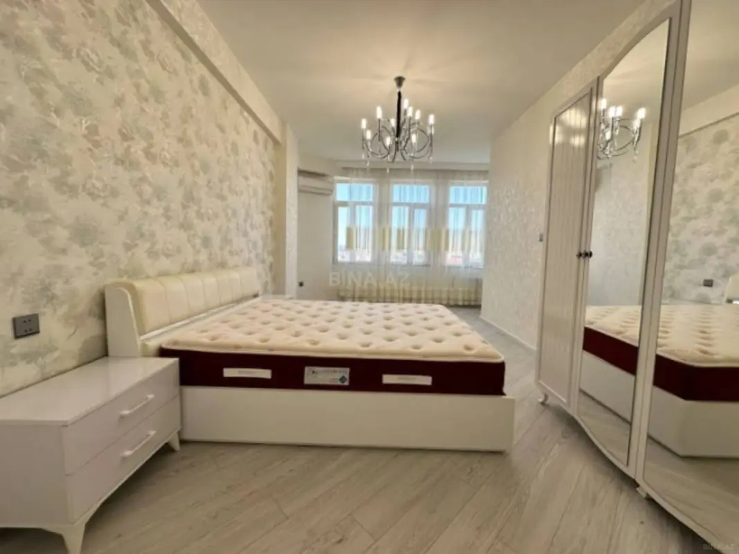 Kirayə verilir 3 otaqlı mənzil 100 m²