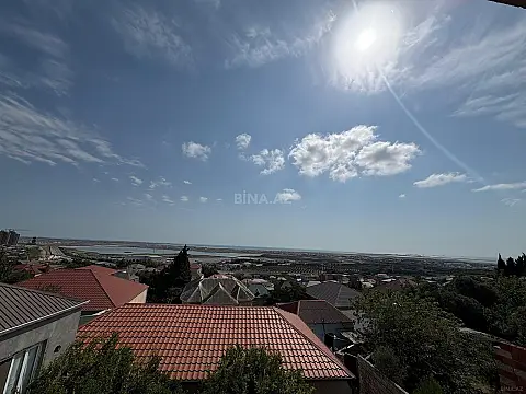Satılır 5 otaqlı həyət evi 300 m² — Bakı, Köhnə Günəşli 5 otaq 300.00 m²