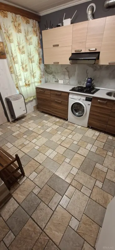 Kirayə verilir 1 otaqlı həyət evi 33 m²