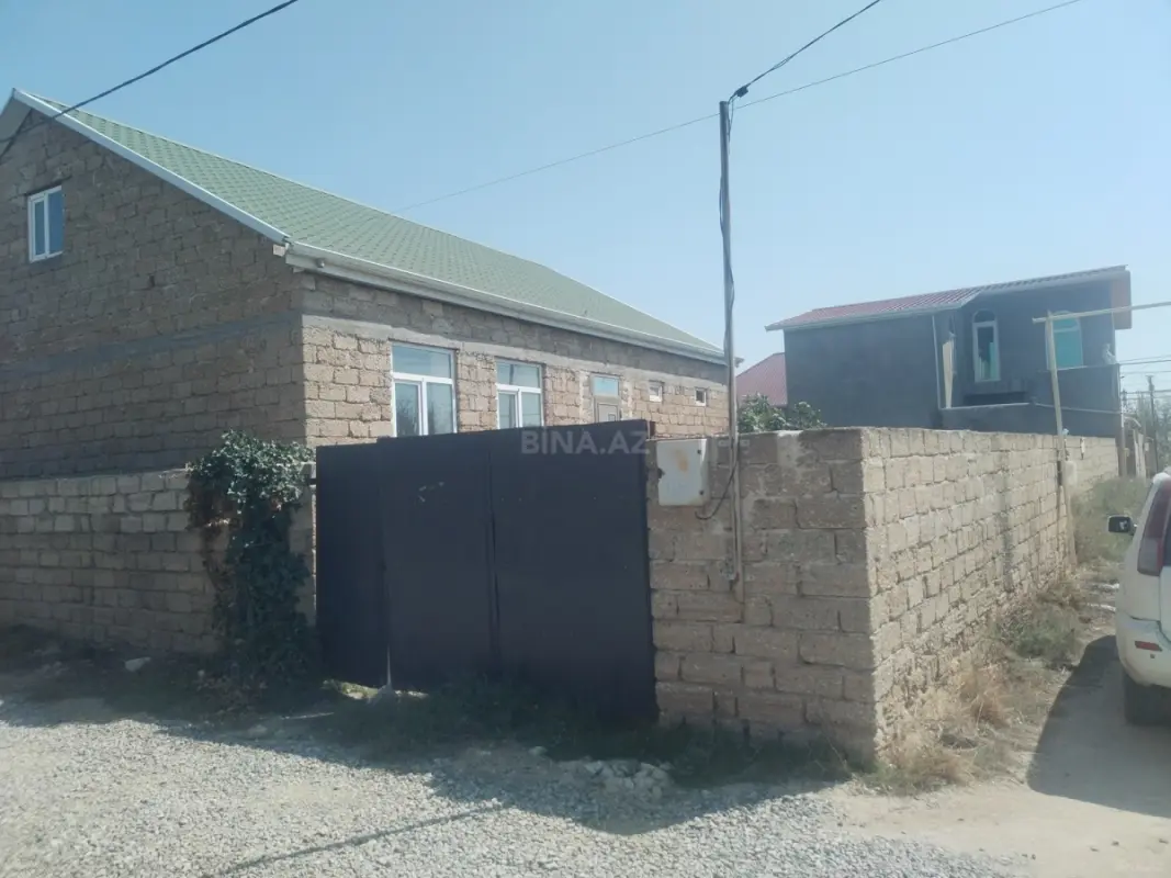 Satılır 4 otaqlı həyət evi 120 m²