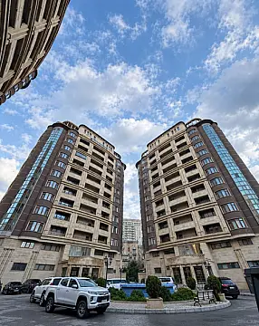 Satılır 3 otaqlı mənzil 150 m² — Bakı, Nizami 3 otaq 150.00 m²