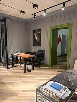 Kirayə verilir obyekt 105 m² — Bakı, Nizami 105.00 m²