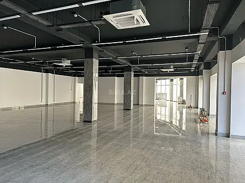 Kirayə verilir obyekt 350 m² — Bakı, Nərimanov 350.00 m²