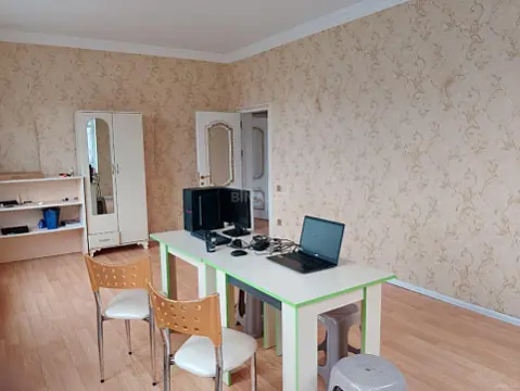 Kirayə verilir 3 otaqlı ofis 100 m² — Bakı, Yasamal 3 otaq 100.00 m²