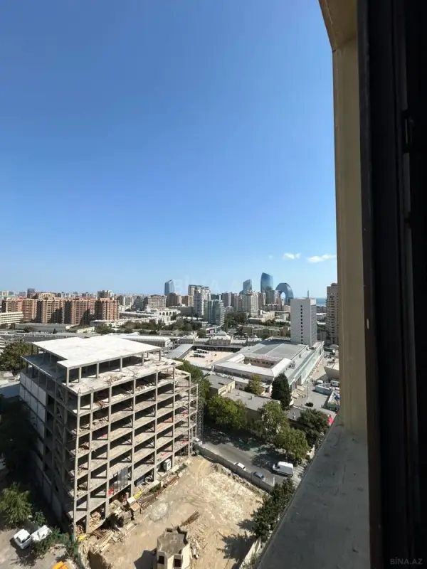 Satılır 2 otaqlı mənzil 88 m²