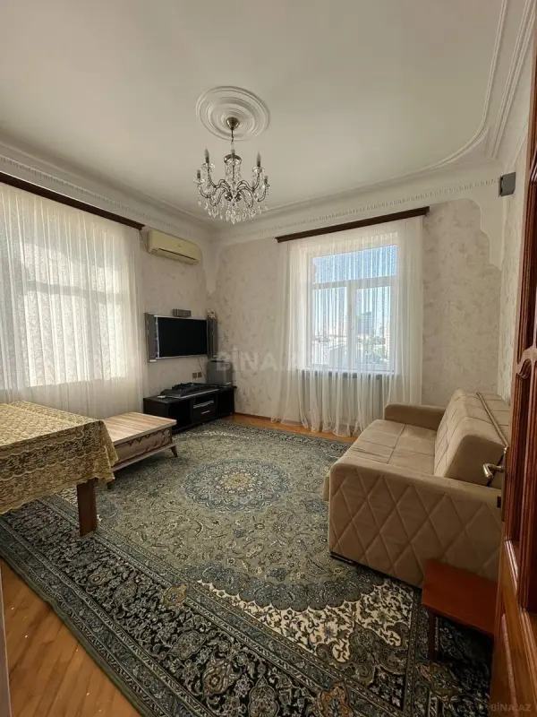 Kirayə verilir 2 otaqlı mənzil 57 m²