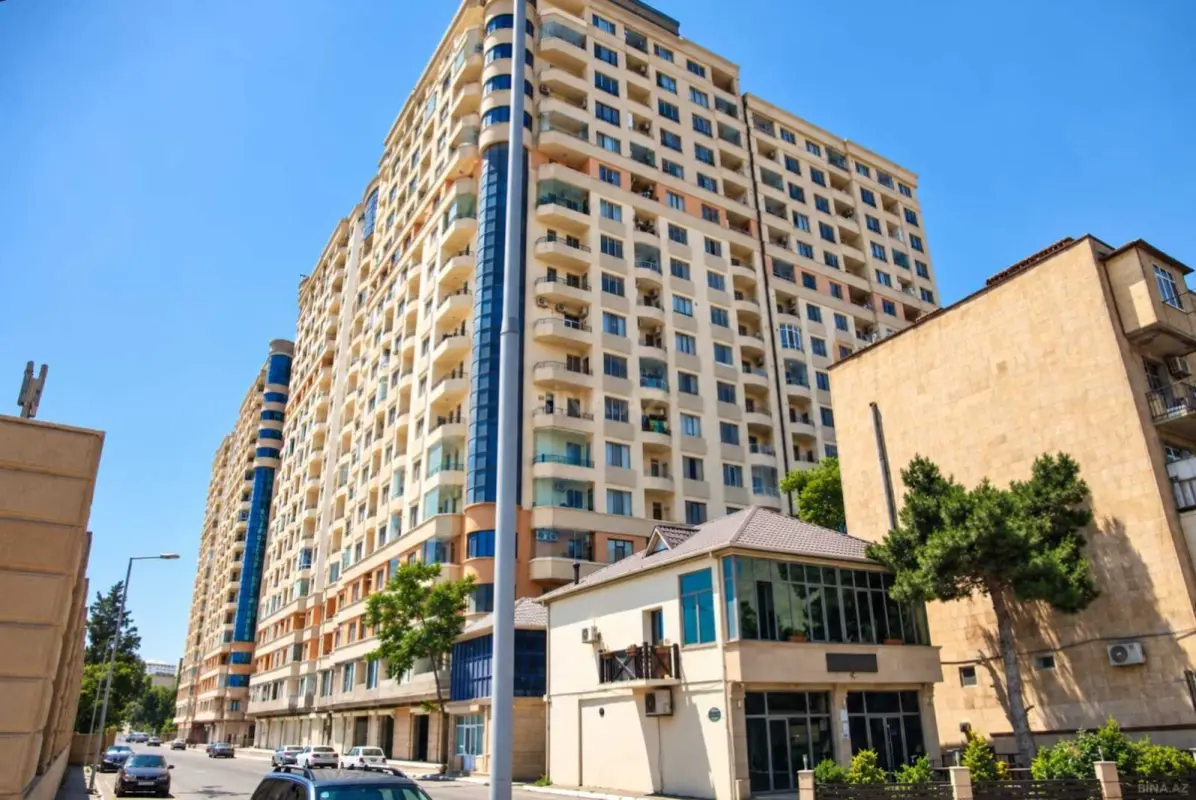 Satılır 3 otaqlı mənzil 68 m²