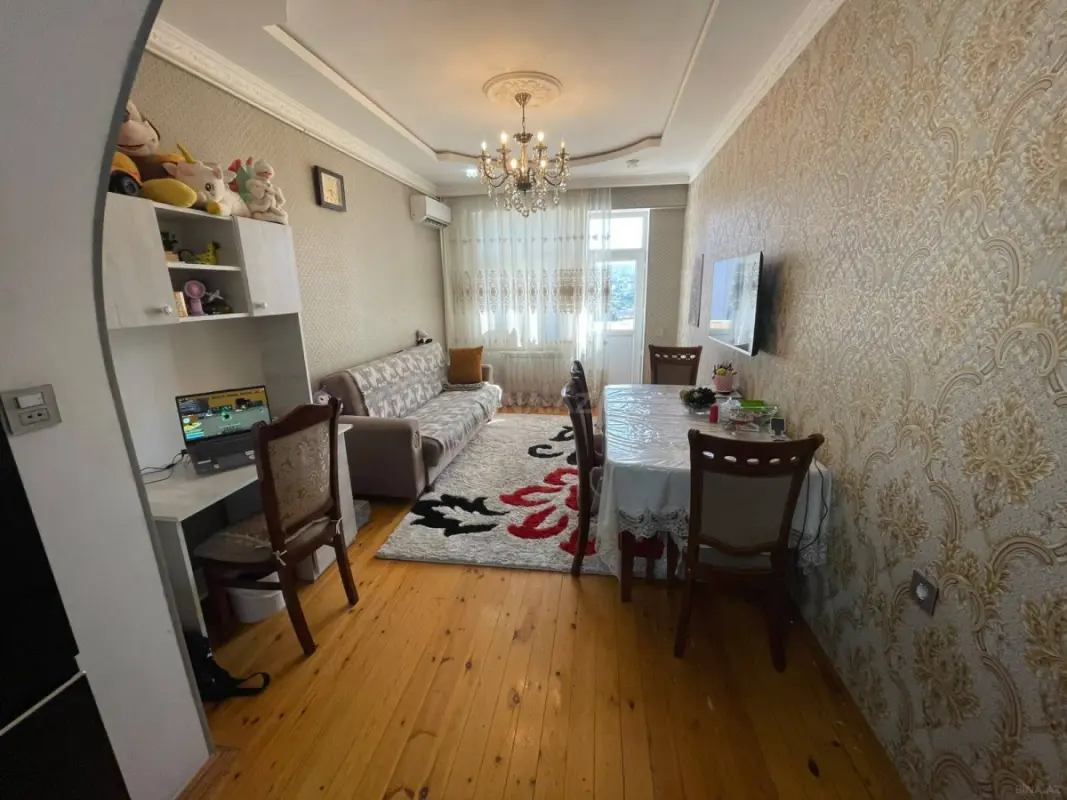 Satılır 2 otaqlı mənzil 56 m²