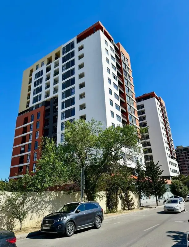 Satılır 2 otaqlı mənzil 74 m²