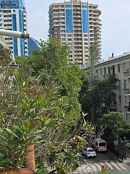 Kirayə verilir 2 otaqlı mənzil 60 m² — Bakı 2 otaq 60.00 m²