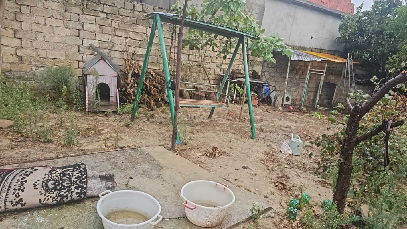 Satılır torpaq sahəsi 6 m²