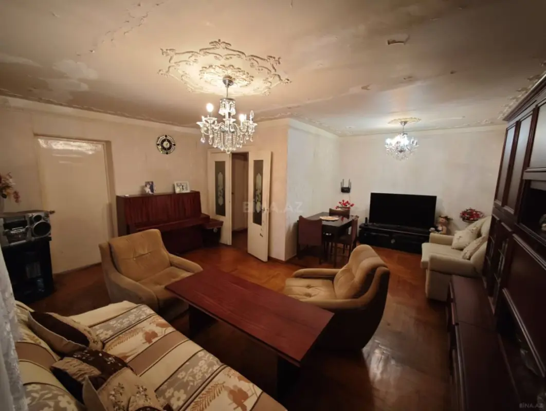 Satılır 3 otaqlı mənzil 90 m²