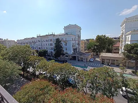Satılır 3 otaqlı mənzil 85 m² — Bakı 3 otaq 85.00 m²