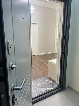 Kirayə verilir 2 otaqlı mənzil 90 m² — Bakı 2 otaq 90.00 m²