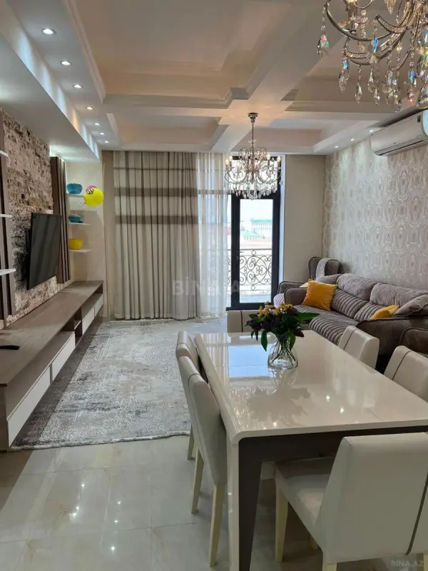 Kirayə verilir 3 otaqlı mənzil 100 m²
