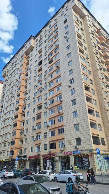 Satılır 2 otaqlı mənzil 58 m²