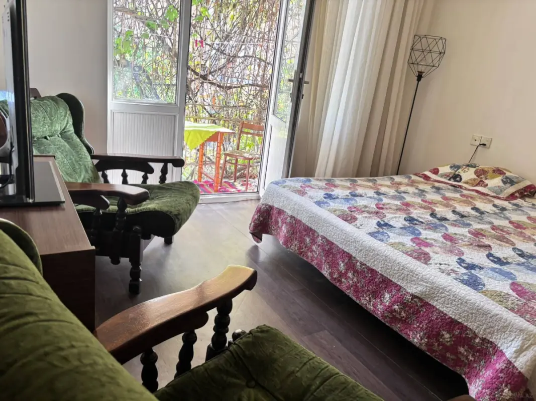 Kirayə verilir 2 otaqlı mənzil 80 m²