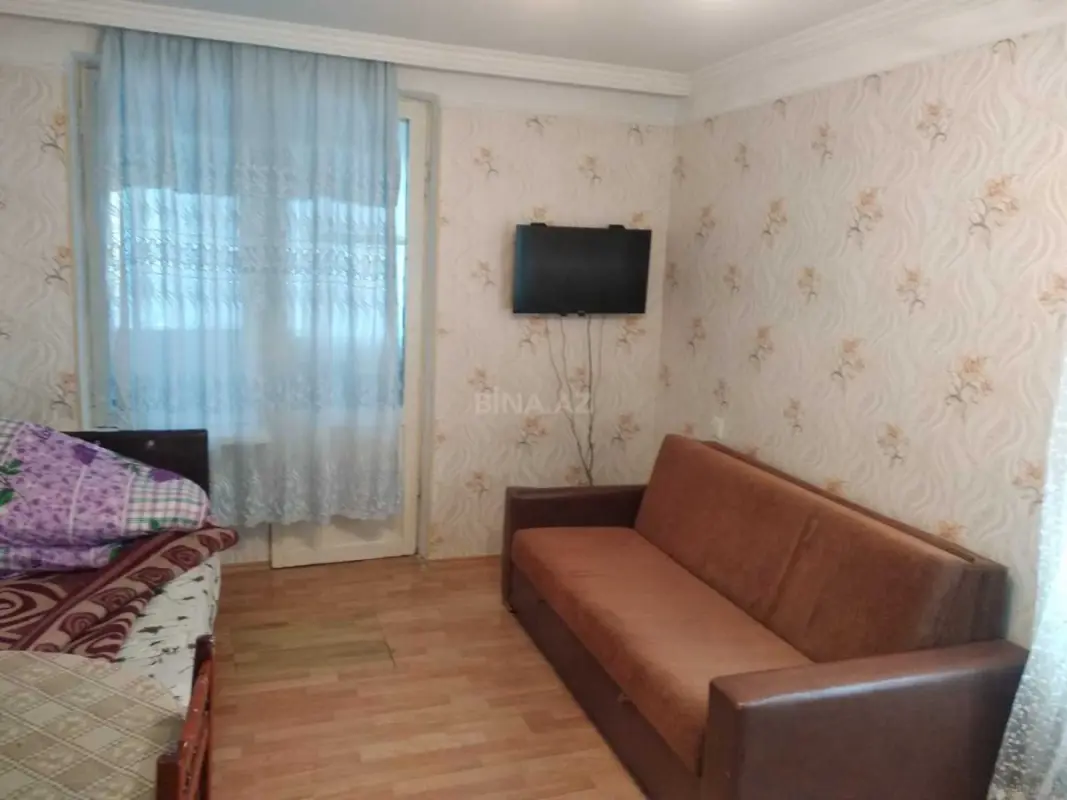 Kirayə verilir 1 otaqlı mənzil 65 m²
