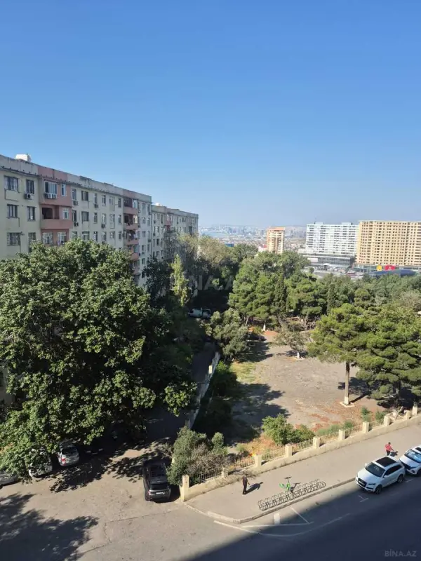 Satılır 2 otaqlı mənzil 66 m²