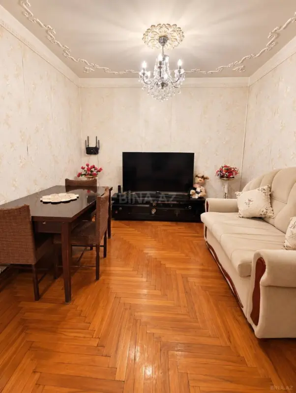 Satılır 3 otaqlı mənzil 90 m²