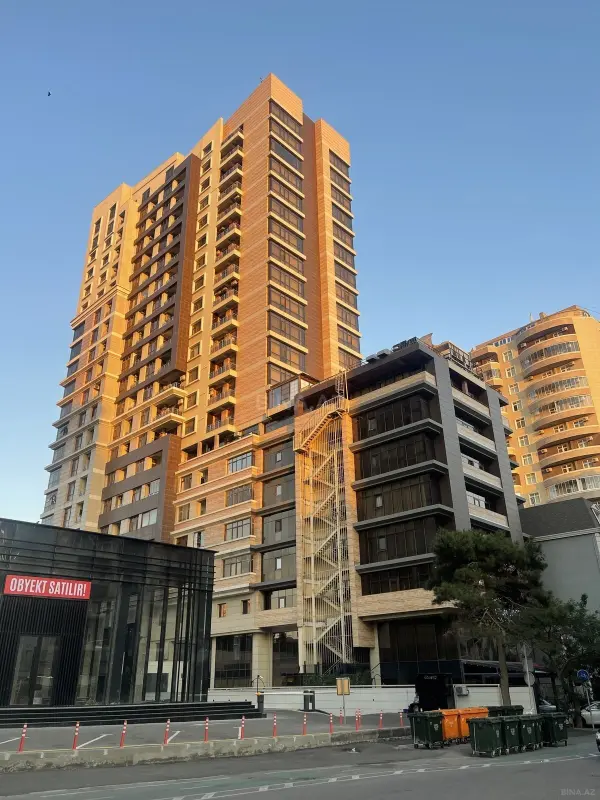 Satılır 2 otaqlı mənzil 96 m²