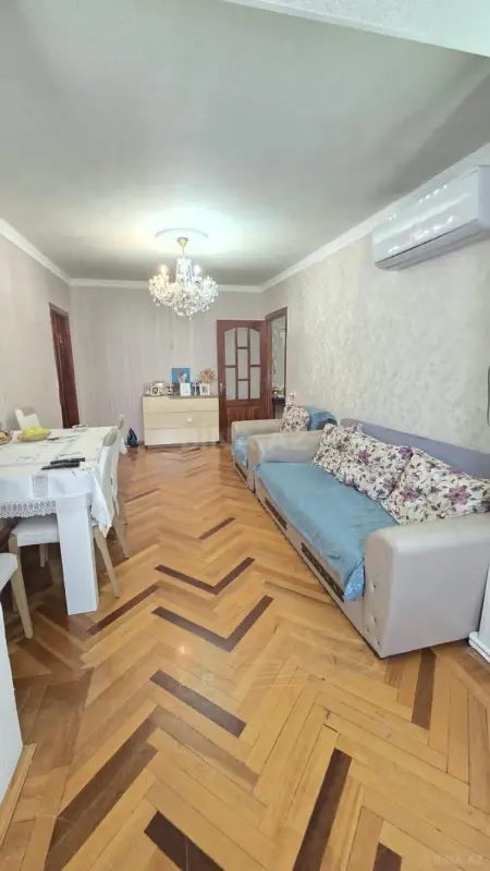 Kirayə verilir 2 otaqlı mənzil 47 m²