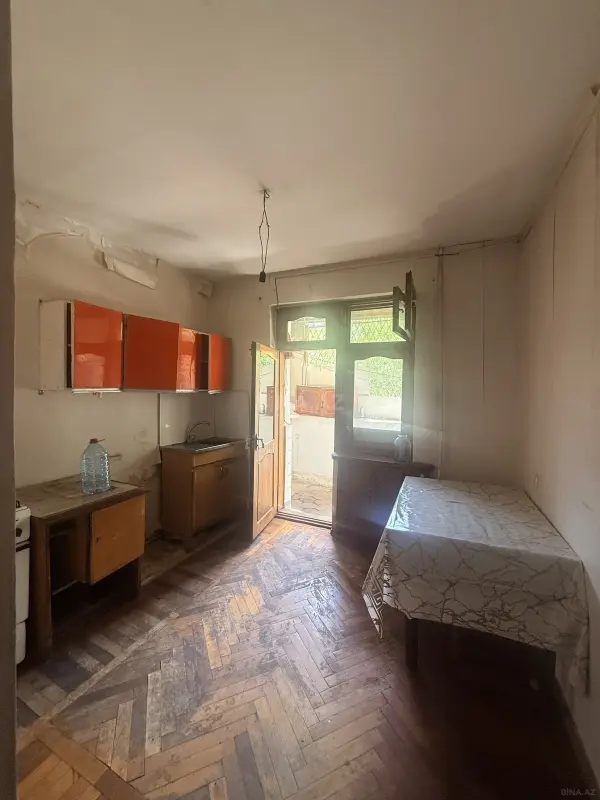 Satılır 3 otaqlı mənzil 82 m²