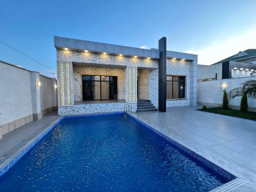 Satılır 4 otaqlı həyət evi 180 m²