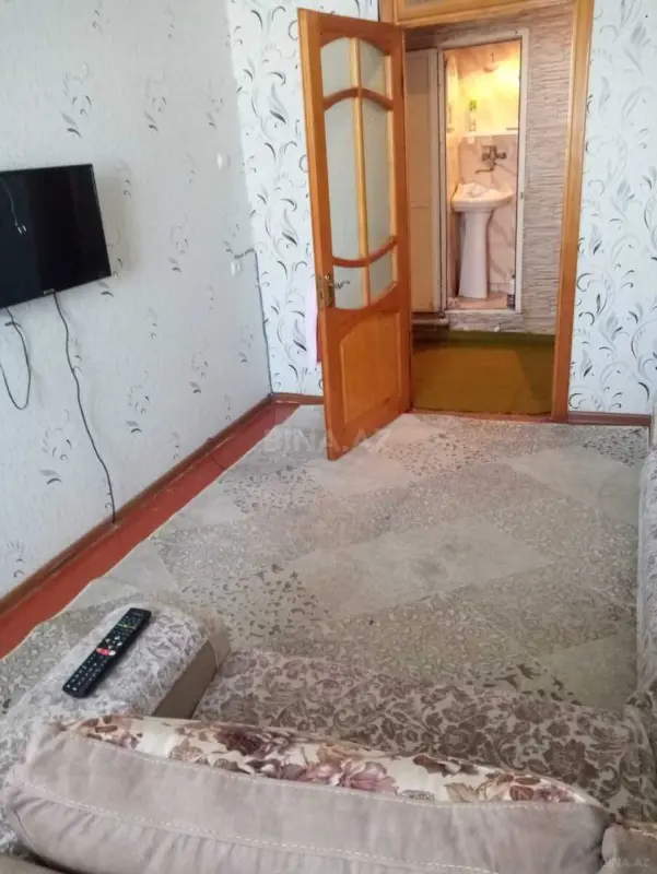 Satılır 2 otaqlı mənzil 75 m²
