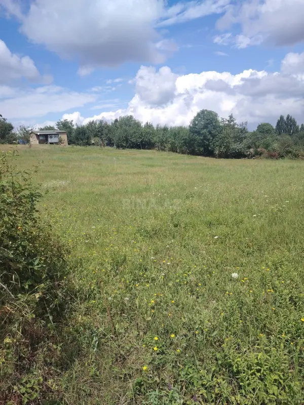 Satılır torpaq sahəsi 12 m²