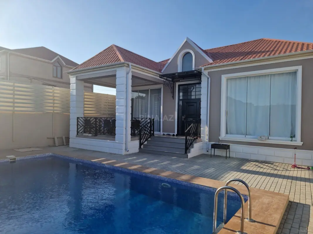 Satılır 4 otaqlı həyət evi 155 m²