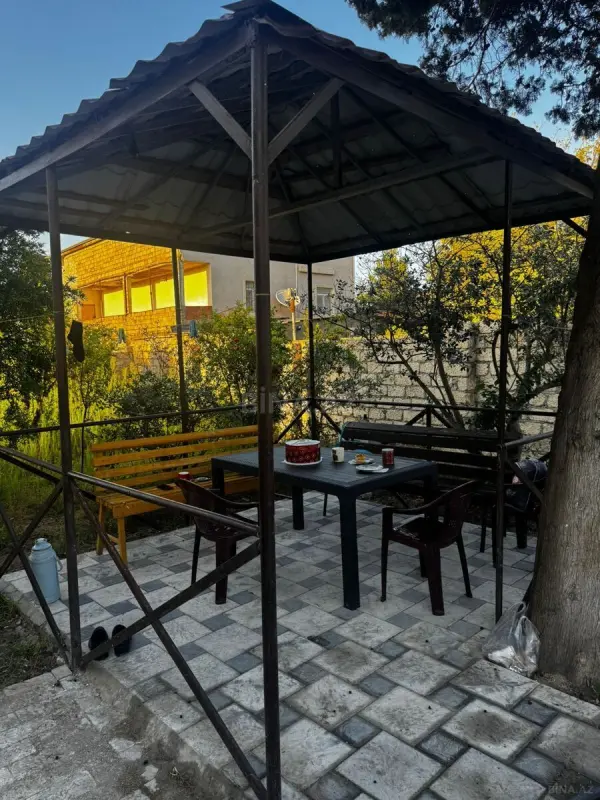 Satılır 3 otaqlı həyət evi 130 m²