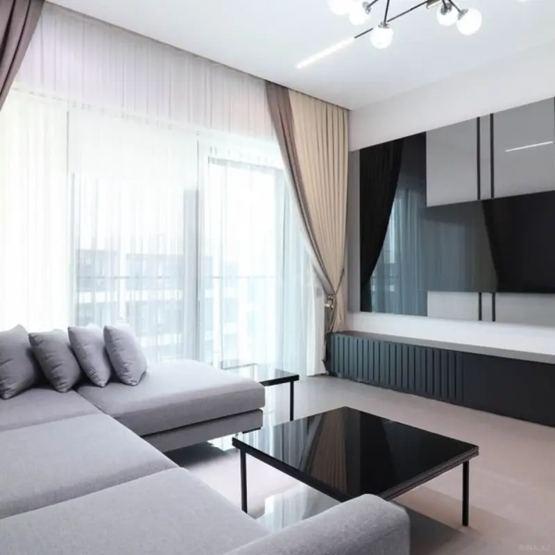 Satılır 2 otaqlı mənzil 93 m²