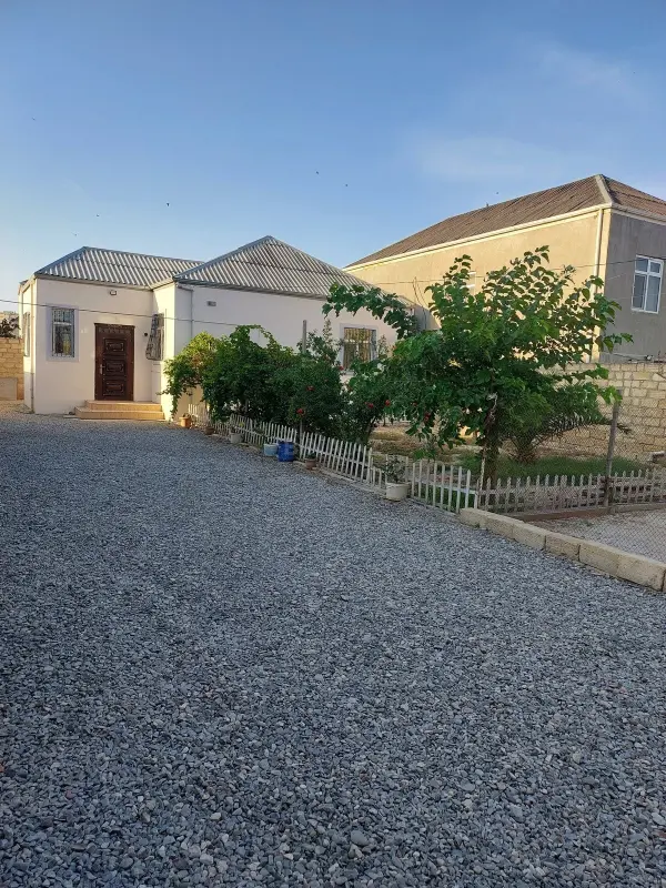 Kirayə verilir 3 otaqlı həyət evi 90 m²